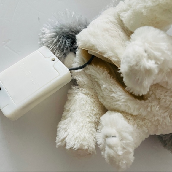 Like New HALLMARK Bell Interactive Plush w/book and CD - Picture 9 of 10